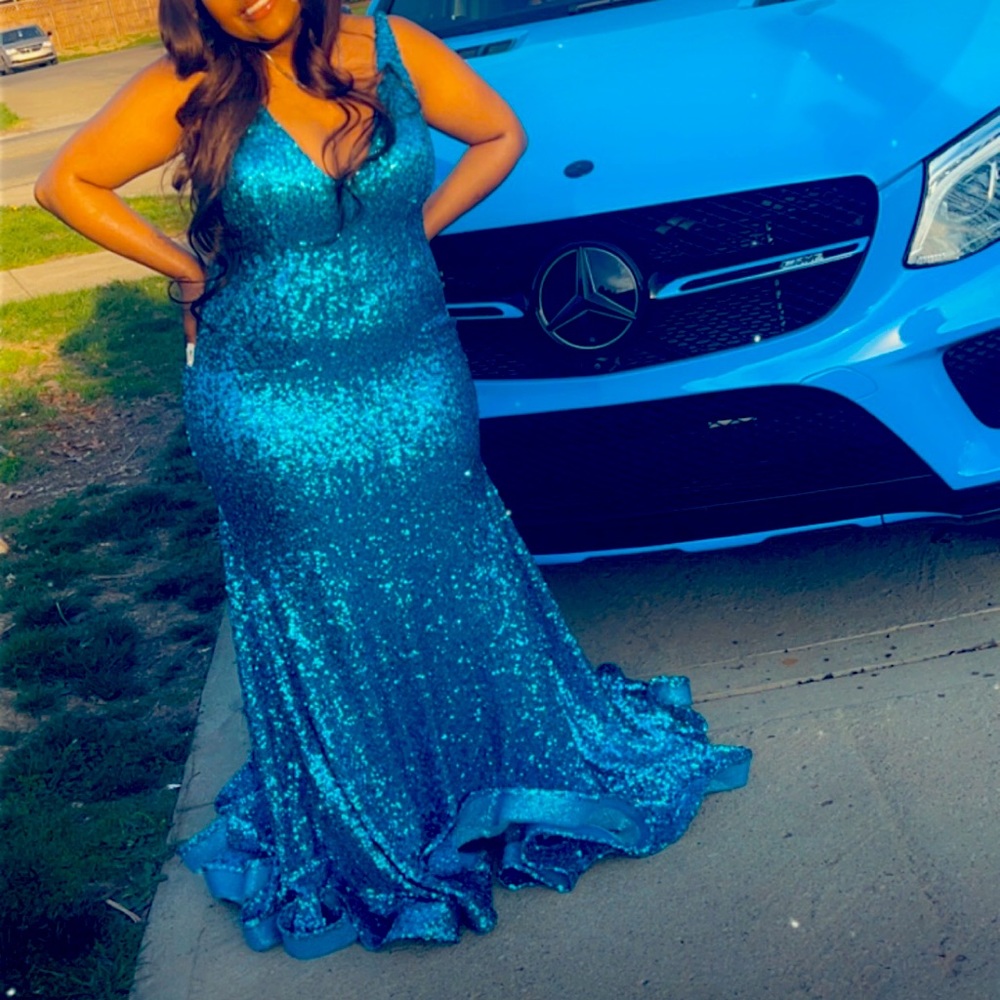 Prom dress